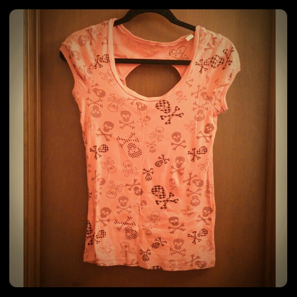 **Cute Skull Top